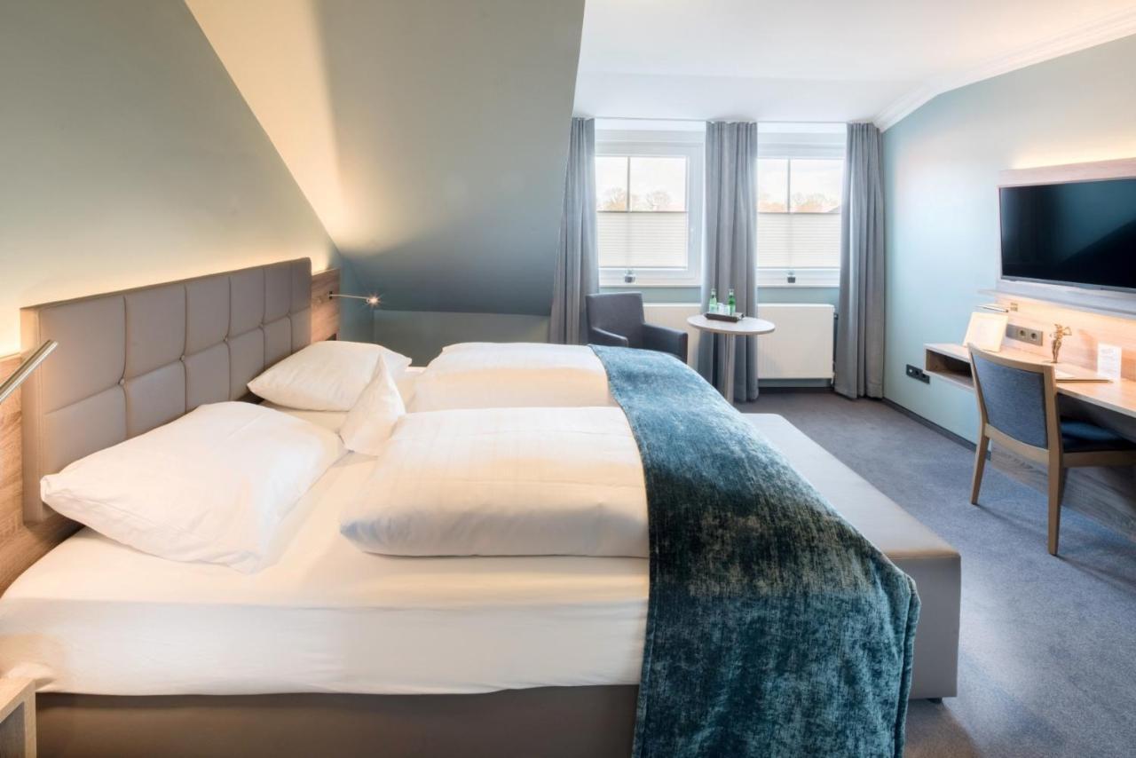 Hotel Zur Post - Economy Rooms Garrel Kültér fotó